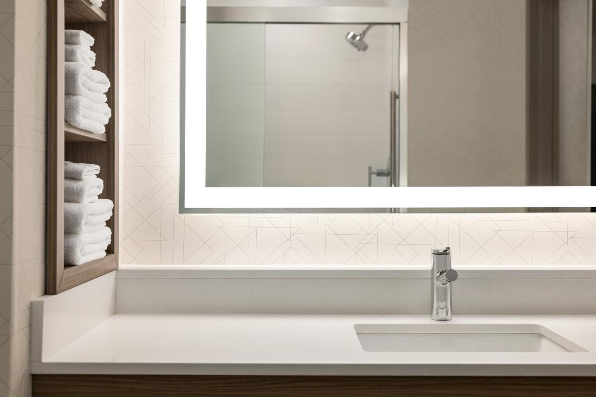Holiday Inn Express Syracuse Airport By Ihg North Syracuse Exteriér fotografie